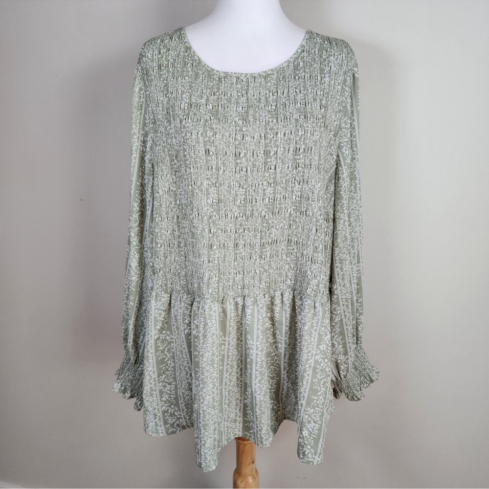 Penningtons Blouse Womens 3X Fit And Flare Smocked Top Long Sleeve Plus Size NEW